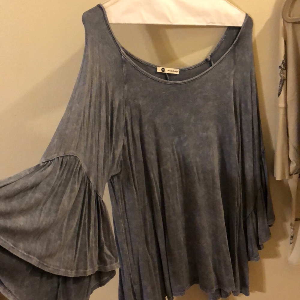 Cute top!